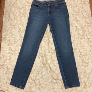 N62 Original Denim Women’s Signature Fit Skinny Jeans/Size:4